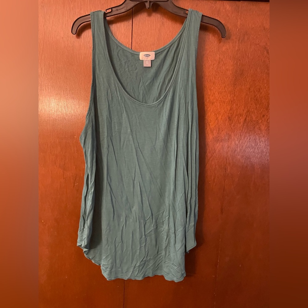 Teal curved hem tank top